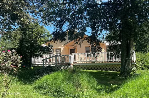 2608 Williams Bend Rd, Knoxville, TN 37932
