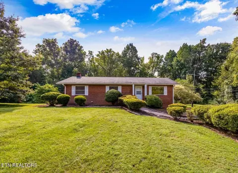 808 Oliver Rd, Knoxville, TN 37920