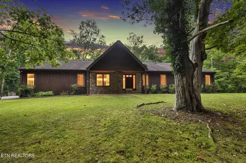 3685 Bloomingdale Rd, Kingsport, TN 37660