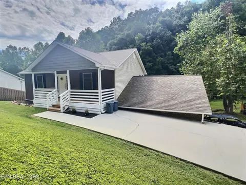1119 Low Gap Rd, La Follette, TN 37766