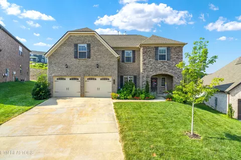 2735 Tallgrass Ln, Knoxville, TN 37932