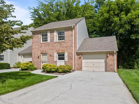 4425 Washington Ct, Knoxville, TN 37917