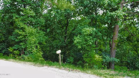 1826 Blue Tick Way, Sevierville, TN 37876