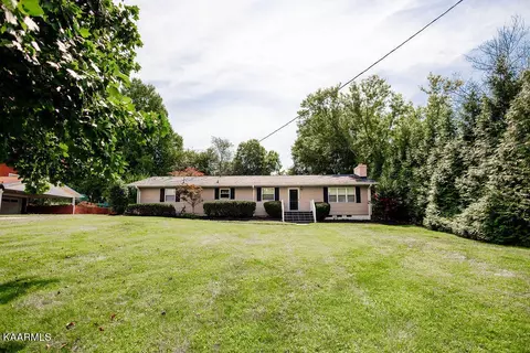 11164 Thornton Dr, Knoxville, TN 37934