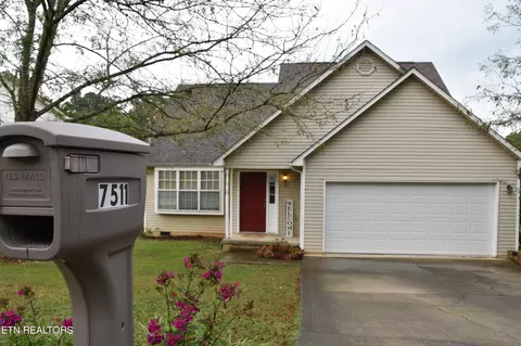 7511 Heumsdale Dr, Knoxville, TN 37924