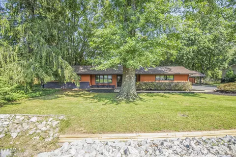 7209 NW Stockton Dr, Knoxville, TN 37909