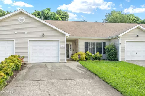 1010 Brittany Deanne Ln, Knoxville, TN 37934