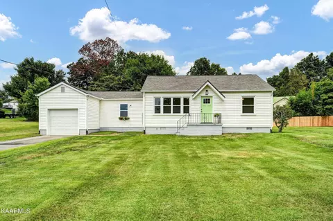 509 Oakcrest Rd, Knoxville, TN 37912