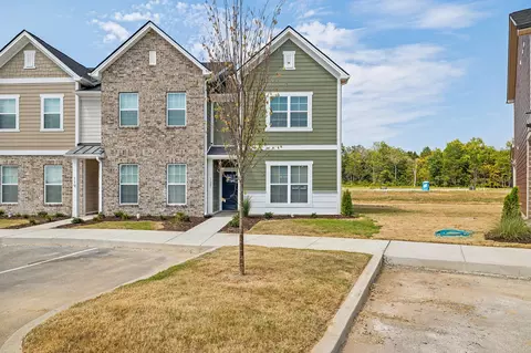 121 Floyd Jct, Lebanon, TN 37087