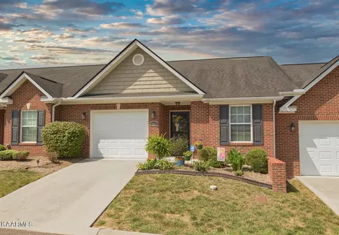 7925 Gatekeeper Way, Knoxville, TN 37931