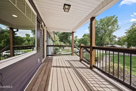 7900 Harmon Rd, Powell, TN 37849 photo 5