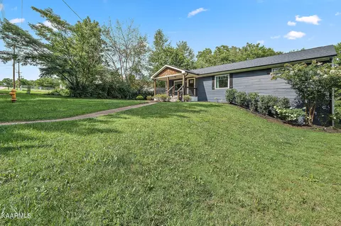 7900 Harmon Rd, Powell, TN 37849 photo 3