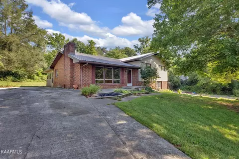 138 Braswell Baker Rd, Bristol, TN 37620