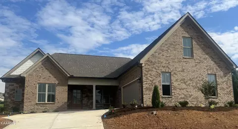 3811 Thornapple Dr, Knoxville, TN 37938