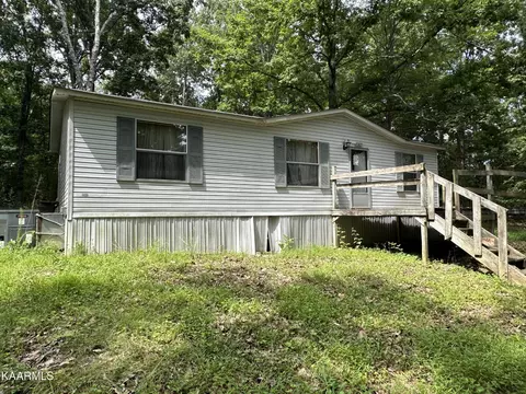 1297 Corinth Church Rd, Loudon, TN 37774