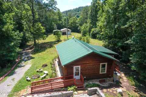 198 Tim Nicely Ln, Washburn, TN 37888