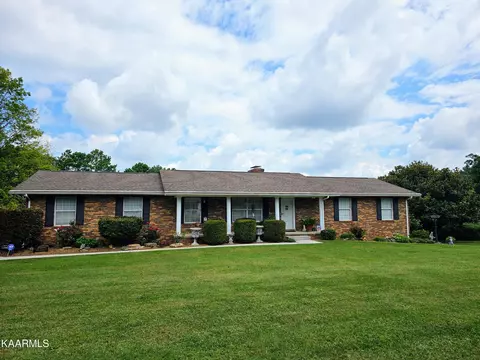9925 Bob Gray Rd, Knoxville, TN 37923