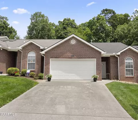 1231 Harbin Ridge Ln, Knoxville, TN 37909