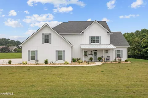 1035 Horizon Dr, White Pine, TN 37890