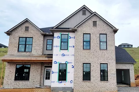 1718 Silver Chapel Dr, Knoxville, TN 37932