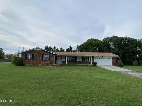 8601 Tervada Dr, Knoxville, TN 37931