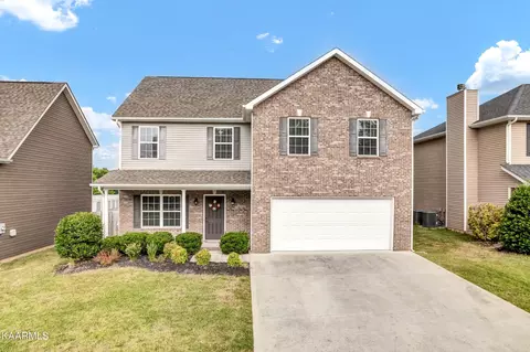 7308 Calla Crossing Ln, Knoxville, TN 37918