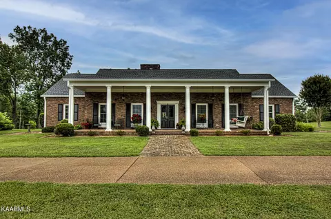 410 Fairlane Dr, Sweetwater, TN 37874