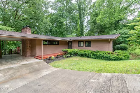 103 Canterbury Rd, Oak Ridge, TN 37830