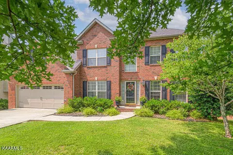 1621 Legacy Park Rd, Knoxville, TN 37922