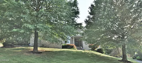 131 Suburban Rd, Knoxville, TN 37923