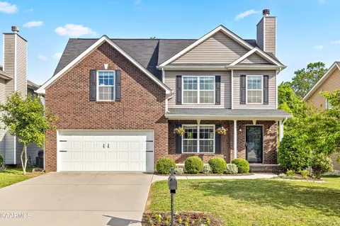 8342 Cureton Park Ln, Knoxville, TN 37931