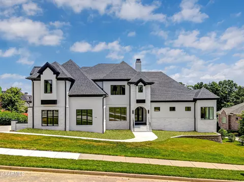 608 Porchfield Ln, Knoxville, TN 37934