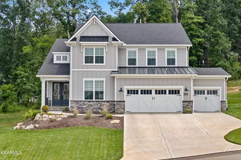 166 Reverence Run Ln, Knoxville, TN 37934