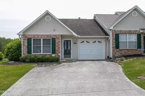 6364 Love Song Ln, Knoxville, TN 37914