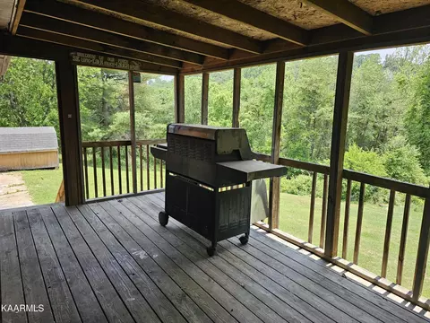 7230 Cherrybrook Ln, Talbott, TN 37877 photo 13