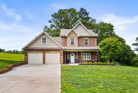 4401 Feldspar Ln, Knoxville, TN 37938