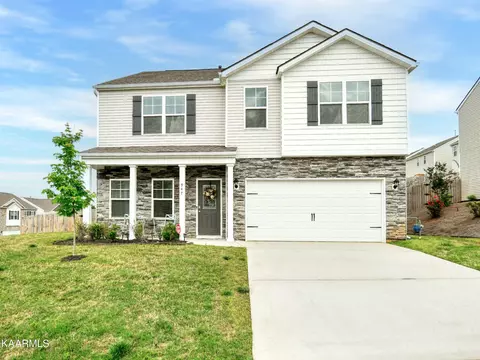 947 Dora Rose Rd, Knoxville, TN 37932