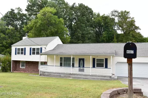 4607 Pinecrest Dr, Knoxville, TN 37918