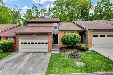437 Amanda Cir, Knoxville, TN 37922