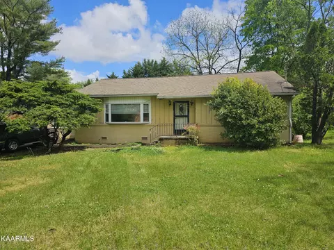 1418 SW Southgate Rd, Knoxville, TN 37919