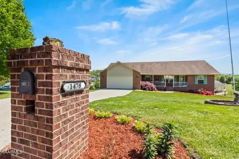 1478 Double D Dr, Sevierville, TN 37876