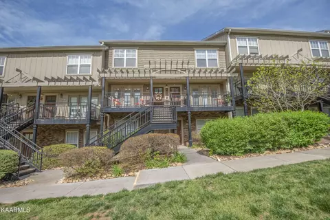 3950 Cherokee Woods Way #203, Knoxville, TN 37920