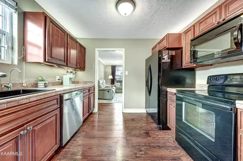 849 Brewster St, Alcoa, TN 37701 photo 11