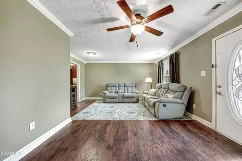 849 Brewster St, Alcoa, TN 37701 photo 8