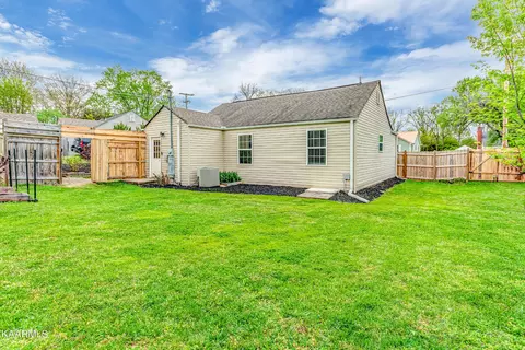 849 Brewster St, Alcoa, TN 37701 photo 5