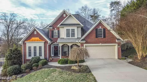 209 Alpine Dr, Clinton, TN 37716