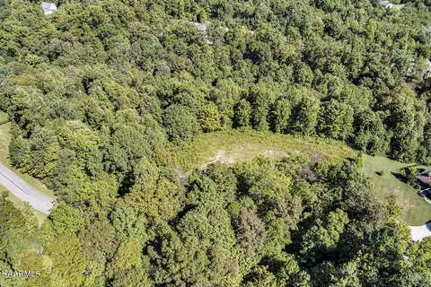 4532 Highland Woods Way, Powell, TN 37849