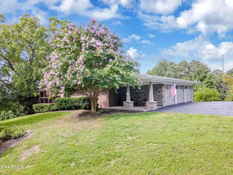 430 Burridge Dr, Sevierville, TN 37862