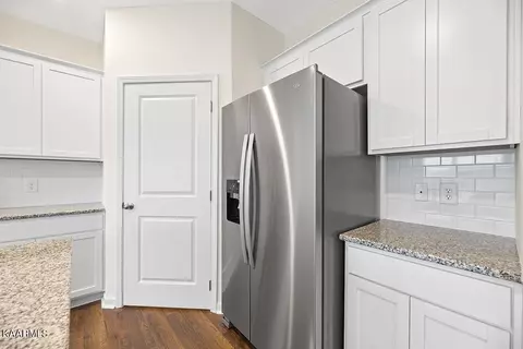 204 Ibis Loop Loop, Oak Ridge, TN 37830 photo 8