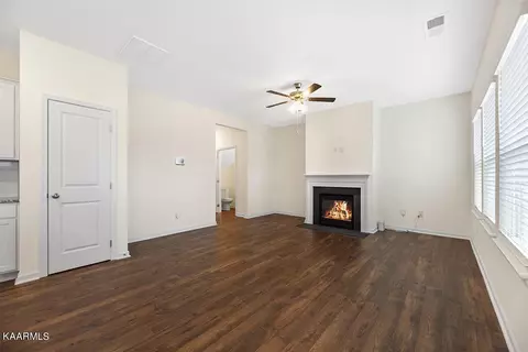 204 Ibis Loop Loop, Oak Ridge, TN 37830 photo 4